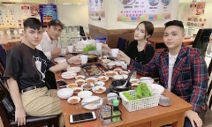 Tin tức giải trí mới nhất ngày 3/10: Xôn xao hình ảnh Hương Giang tái xuất sau 7 tháng 