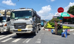 Bà Rịa - Vũng Tàu: Người dân được tắm biển trở lại, bỏ kiểm soát giấy xét nghiệm COVID-19 