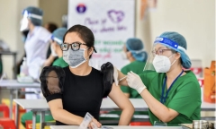 TP. Thủ Đức bắt đầu tiêm vaccine ngừa COVID-19 Sputnik V 