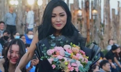 Phương Thanh gây chú ý khi thông báo showbiz 
