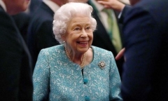 Nữ hoàng Anh Elizabeth II lần đầu xuất hiện sau thời gian nhập viện