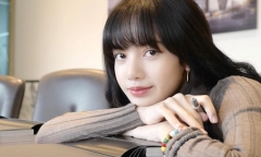 Lisa (BLACKPINK) nhiễm COVID-19, fan nóng lòng đợi kết quả của các thành viên