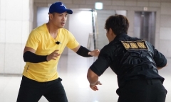 Running Man Vietnam: Bị nói có thái độ với Kim Jong Kook, Trương Thế Vinh phản ứng thế nào? 