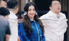 Tin tức sao Hoa ngữ mới nhất ngày 12/5: Angelababy xuất hiện 