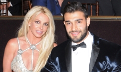 Britney Spears thông báo bị sảy thai