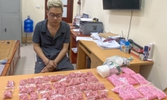 Bắc Ninh: Bắt giữ đối tượng tàng trữ hơn 5,5 kg ma túy và vũ khí quân dụng