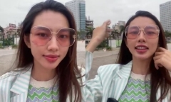 Thùy Tiên lộ mặt mộc khi livestream, bị hải quan giữ lại không lý do