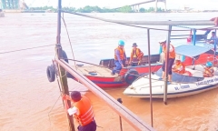 Vụ sập giàn giáo thi công cầu Mỹ Thuận 2: Tìm thấy thi thể nạn nhân