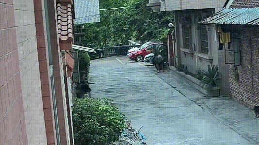 Mẹ bế con 2 tuổi cả người tím tái hốt hoảng cầu cứu, hối hận khóc nghẹn vì mắc sai lầm này 