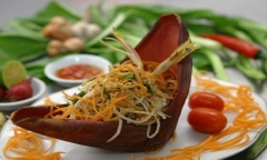 Đổi thực đơn cho gia đình bằng món gỏi gà hoa chuối siêu thích hợp cho thời tiết nắng nóng này