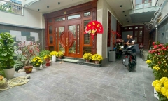 Ngắm nhìn ngôi nhà của tiền đạo Xuân Son ở Nam Định được trang hoàng rực rỡ, chuẩn bị đón Tết
