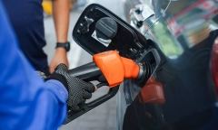Các  "ông lớn " xăng dầu Petrolimex, PVOIL kinh doanh ra sao trong 6 tháng đầu năm?