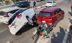 Tin tức tai nạn giao thông mới nhất ngày 28/1: Xe ô tô mất lái gây tai nạn trên đường