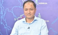 Cận cảnh hàng trăm viên ngọc động nhiều màu sắc ở Phong Nha - Kẻ Bàng