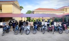 24 thanh thiếu niên cầm hung khí náo loạn đường phố ở Quảng Bình