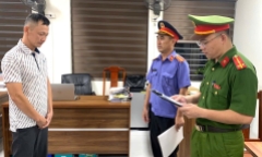 Khởi tố, bắt tạm giam Đức