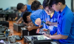 Thi tuyển sinh lớp 10 ở TP.HCM: Đề xuất thêm nguyện vọng vào trường nghề