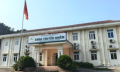 Người đàn ông nhiễm “vi khuẩn ăn thịt người” khi dọn bùn sau lũ