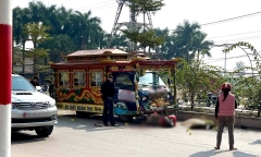 Tình tiết đau lòng vụ xe tang đâm xe máy dừng đèn đỏ, 2 vợ chồng sắp cưới thương vong