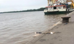 Người đàn ông có hình xăm trái tim chết nổi trên sông Sài Gòn
