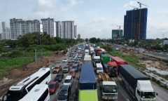 Cửa ngõ TP.HCM ùn ứ kéo dài trong ngày đầu nghỉ lễ 2/9