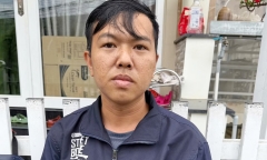 Bắt đối tượng truy nã thuê 2 ô tô, cầm cố lấy tiền tiêu xài