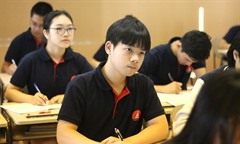 Bộ GD&ĐT: Sẽ sửa đổi đồng bộ chương trình giáo dục, sách giáo khoa