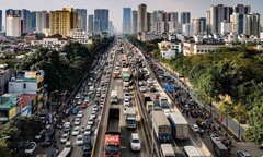 Xuyên đêm cứu nạn khẩn cấp ngư dân bị tai biến trên vùng biển Đà Nẵng