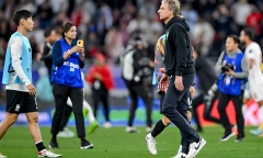 Báo chí Hàn Quốc chỉ trích HLV Klinsmann “chỉ biết chém gió, hoàn toàn thụ động và phó mặc mọi thứ cho cầu thủ”