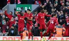 Thắng ngược Norwich, Liverpool thu khoảng cách với Man City