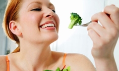 Làm sao để ăn ít thịt nhưng vẫn cung cấp đủ protein cho cơ thể?