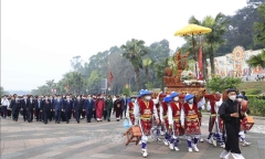 Long trọng tổ chức Lễ dâng hương tưởng niệm các Vua Hùng