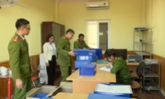 Cán bộ của 2 trung tâm đăng kiểm ở Sơn La 