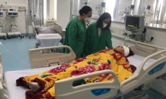 Vụ nam sinh lớp 7 dùng kéo tấn công bạn học: Tình hình sức khỏe của nạn nhân ra sao?