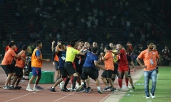 LĐBĐ Thái Lan xin lỗi, ra lệnh điều tra sau màn ẩu đả trong trận chung kết SEA Games 32 