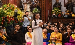Nhìn lại hình ảnh cuối cùng của ca nương Tú Thanh trước khi qua đời ở tuổi 14