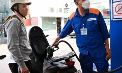 Giá xăng dầu dự báo giảm mạnh trong kỳ điều hành hôm nay (4/5)