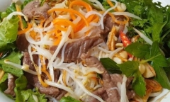 Tiết lộ cho hội chị em nội trợ cách làm phở bò trộn chua ngọt ngon miệng hấp dẫn 
