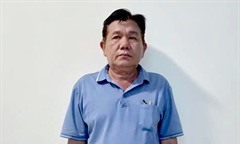 Pháp luật 24h: Đối tượng truy nã đặc biệt nguy hiểm ra đầu thú
