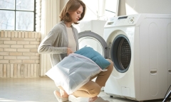 Vì sao nên thường xuyên giặt vỏ gối?