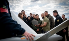 Giải mã mẫu UAV Ukraine vừa trình làng, có thể vượt “lưới tác chiến điện tử” Nga