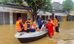 Mưa lớn ở Trung Bộ và Tây Nguyên kéo dài đến khi nào?