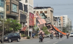 Hơn 60.000 thí sinh Myanmar thi lại đại học vì bài thi cháy