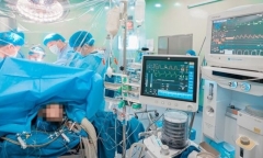 “Hồi sinh” thận cho bé gái mới 9 tuổi mắc suy thận mạn giai đoạn cuối