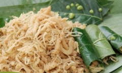 Loại lá xù xì mọc ở bờ ao, thường để ăn kèm được ví là “vua” dưỡng gan