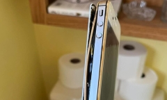 Tin tức công nghệ mới nóng nhất hôm nay 1/3: iPhone nằm trong đường ống bồn cầu suốt 10 năm