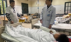 Tai nạn do đốt pháo, nam sinh 15 tuổi bị hỏng tay phải không còn chức năng cầm nắm