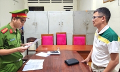 Đà Nẵng: Khởi tố, bắt tạm giam đối tượng buôn lậu hơn 100 tấn thuốc bắc từ Trung Quốc về Việt Nam