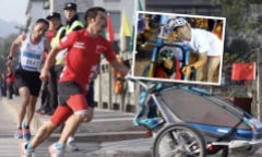 Ông bố đưa con trai bại não tham gia hơn 50 giải chạy marathon trong 7 năm