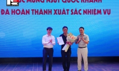 NSƯT Quốc Khánh nghỉ hưu sau 44 năm gắn bó với Nhà hát Kịch Việt Nam